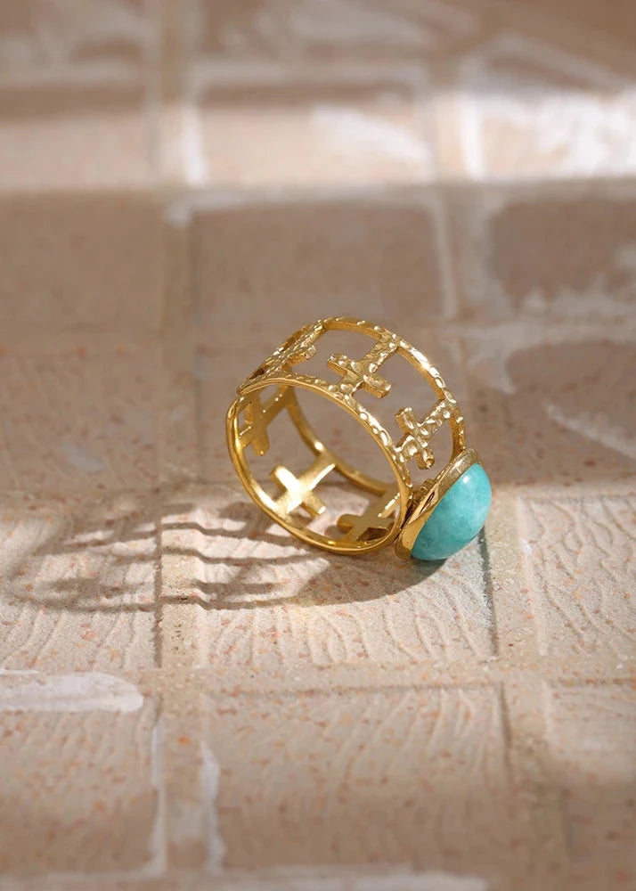 Trendy Ring Blue Stone