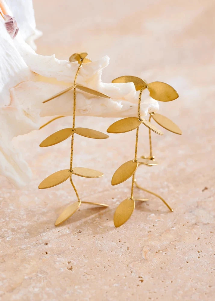 Retro Leaf Long Drop Earrings