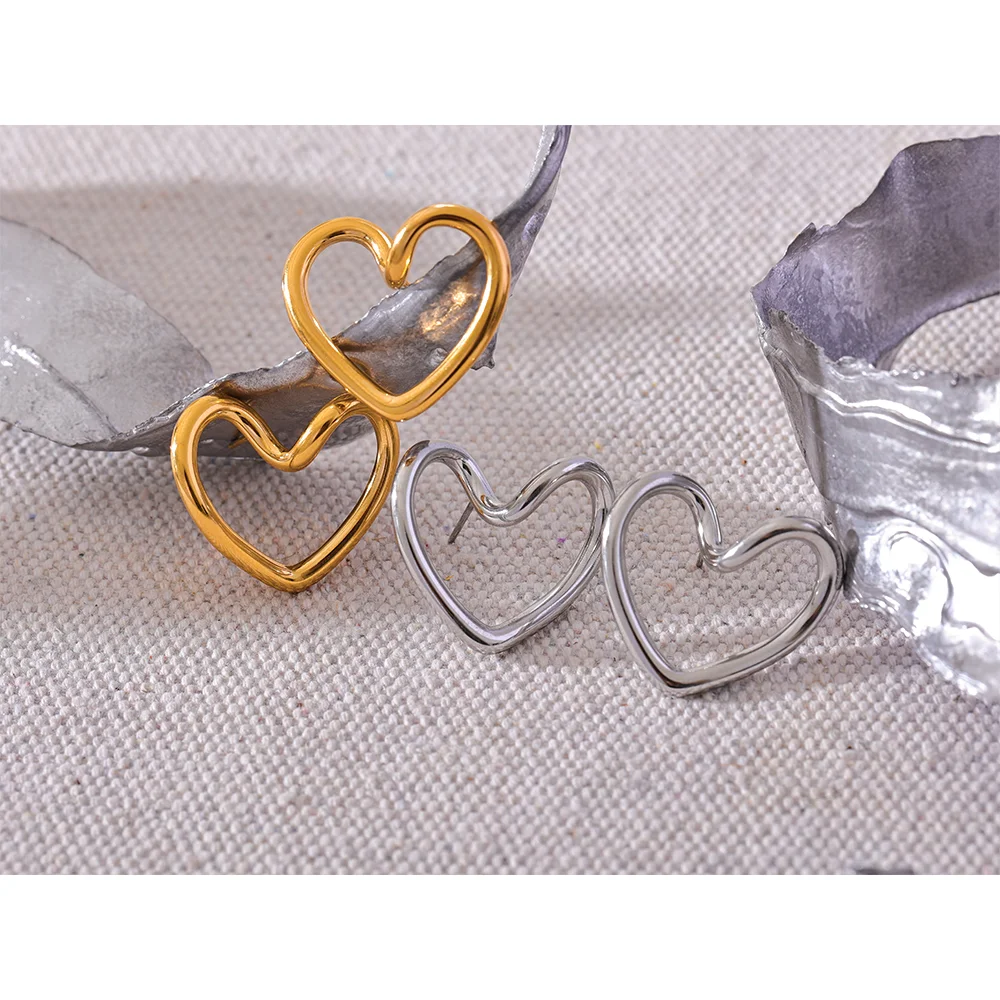 Heart Hollow Stud Earrings