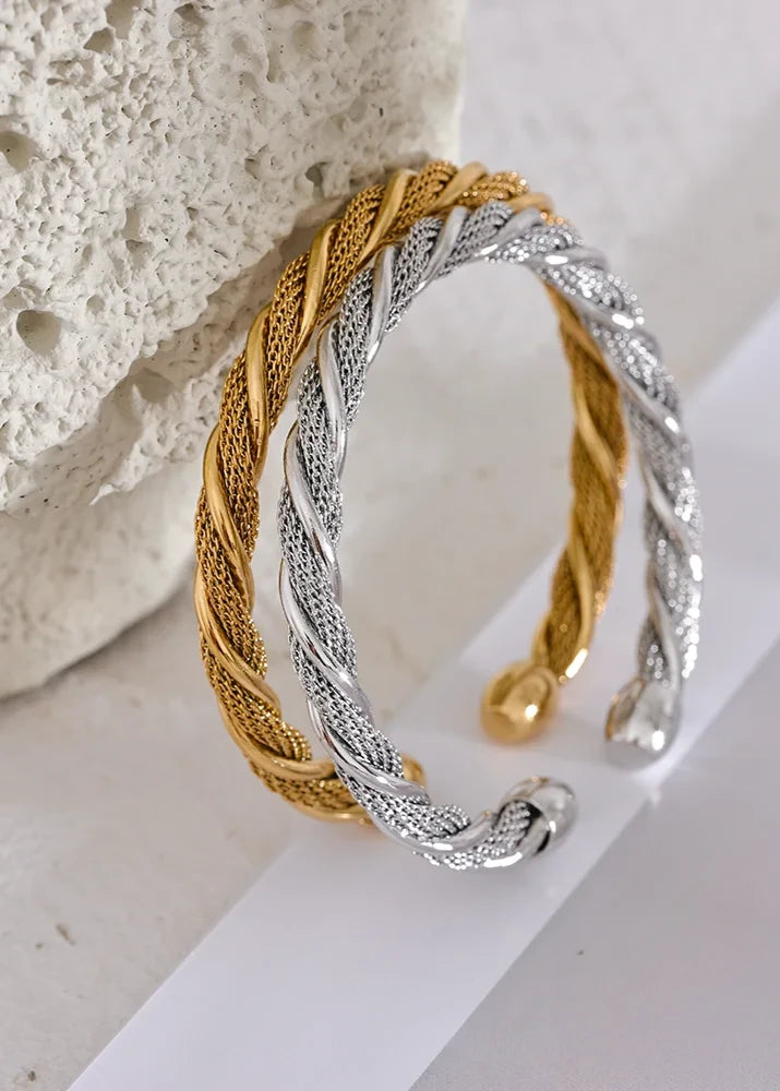 Twisted Round Bracelet